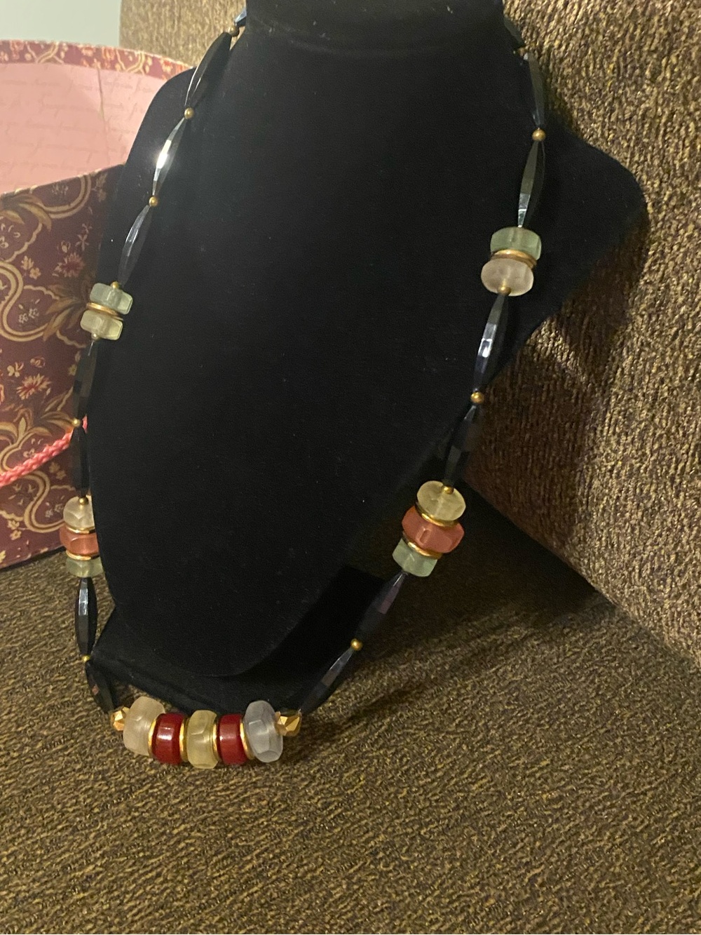 Vintage Chunky Lucite Resin Statement Necklace Retro 70s Beggar Beads